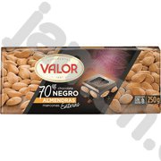 Шоколад экстра черный 70% какао c цельным миндалем (Валор) 0,250 кг